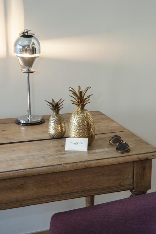 Emmerich Hotel Goerlitz Стая снимка Gold pineapples